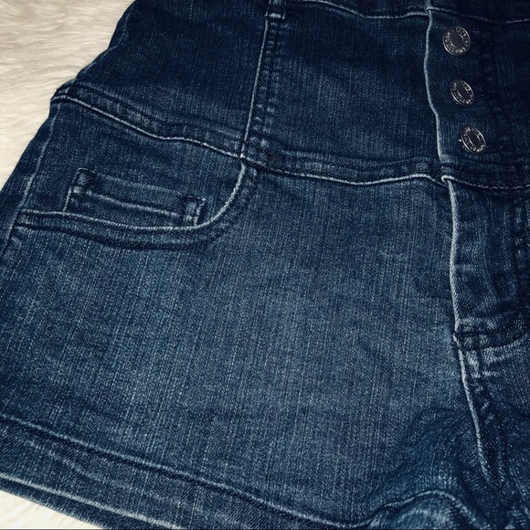 F21 Dark Denim High Waist Button Fly Shorts -Sz 27 - Picture 5 of 11